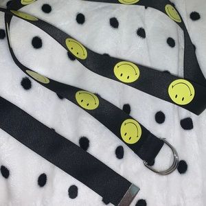 H&M Belt 💛🖤💛